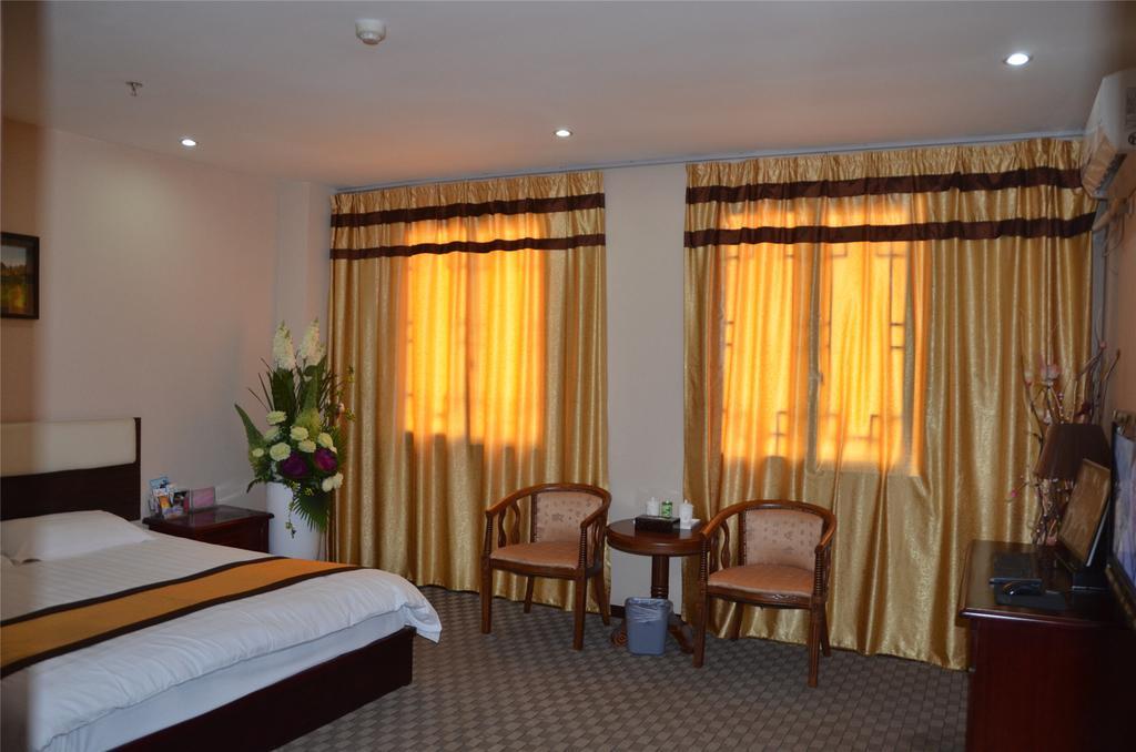 Wudangshan Yinjie Holiday Hotel Danjiangkou Exterior photo